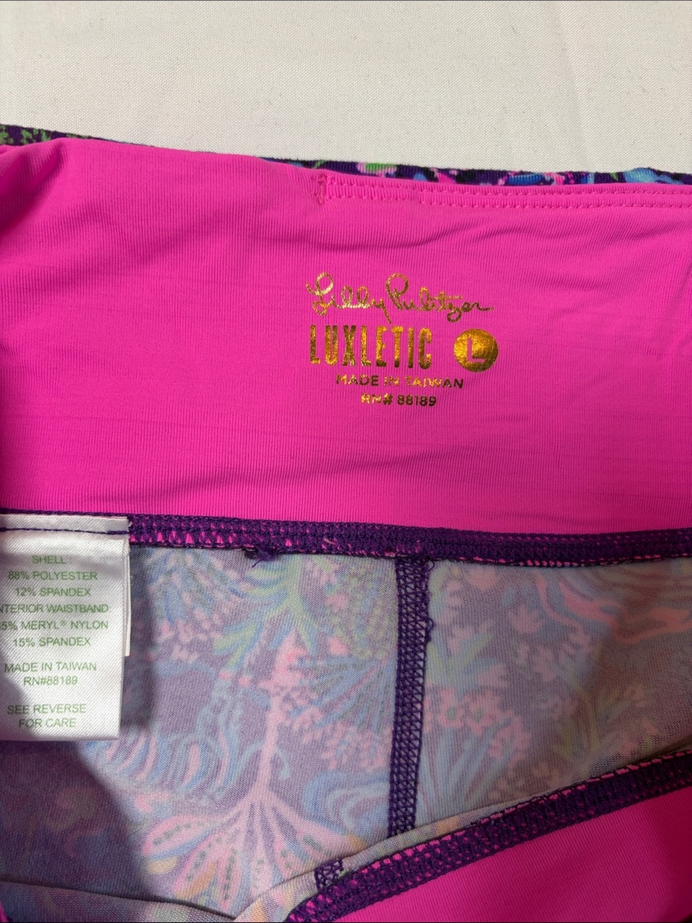 Lilly Pulitzer Luxletic Purple Floral-Print Leggings. NWOT - Picture 2 of 6